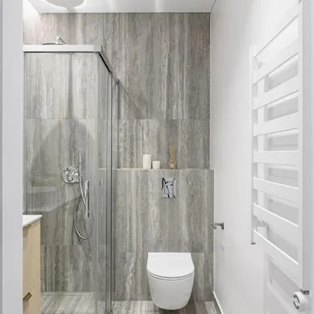 Apartment Cozy Japanese Oasis With Balcony, Gramophone, Netflix Wilna