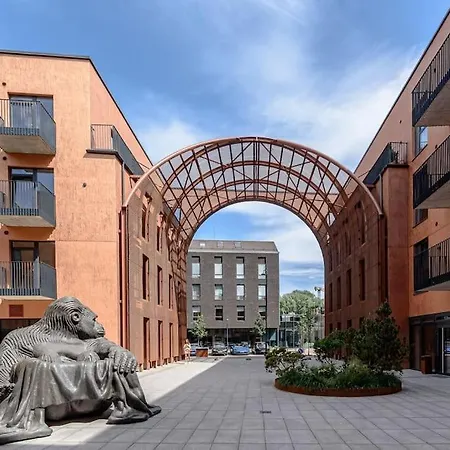 Cozy Japanese Oasis With Balcony, Gramophone, Netflix * Вильнюс