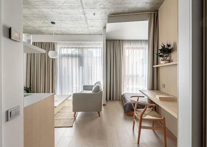 Cozy Japanese Oasis With Balcony, Gramophone, Netflix Apartman *