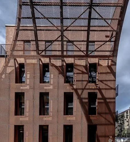 Cozy Japanese Oasis With Balcony, Gramophone, Netflix アパート