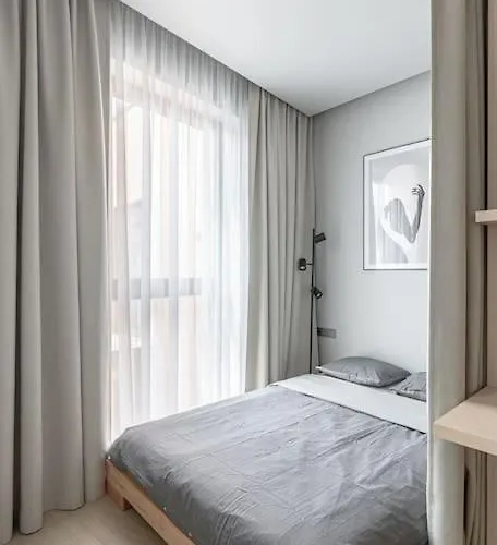 Apartamento Cozy Japanese Oasis With Balcony, Gramophone, Netflix