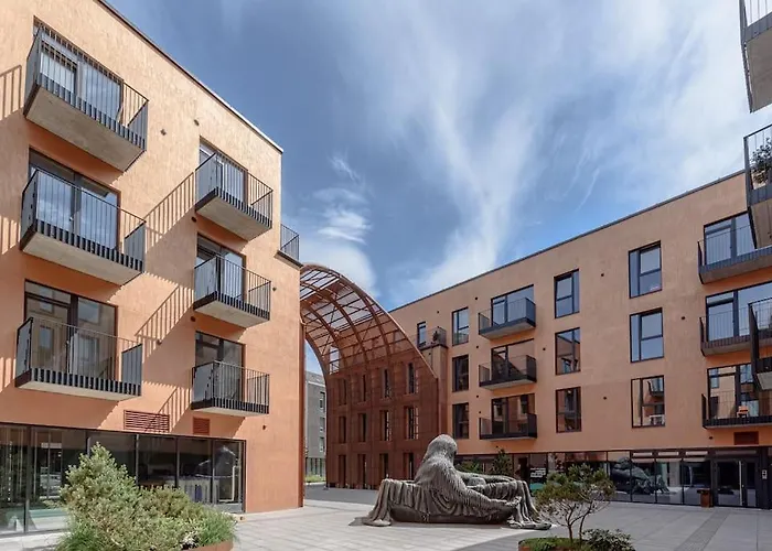 Cozy Japanese Oasis With Balcony, Gramophone, Netflix Apartamento *