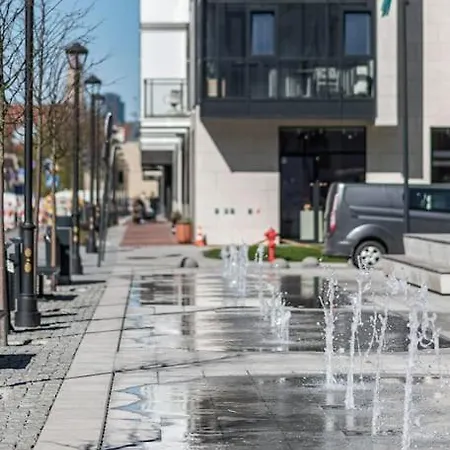 Cozy Japanese Oasis With Balcony, Gramophone, Netflix Apartamento